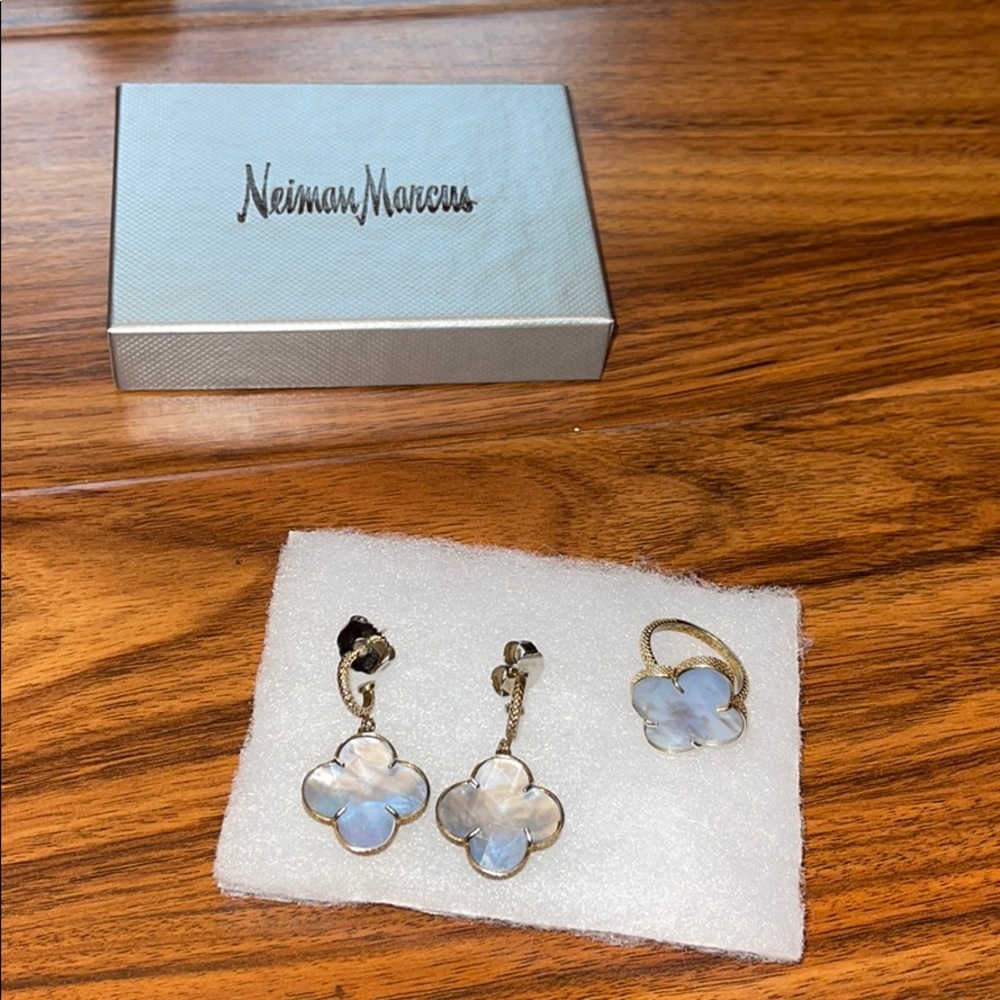 Women’s Earring & Ring Set